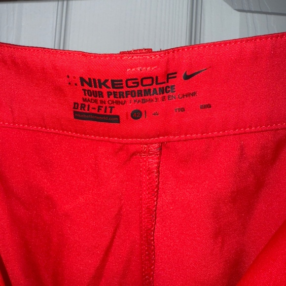 MENS NIKE GOLF SHORTS - Picture 4 of 4